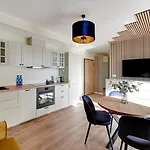 公寓式酒店 Aura 40 Center By Downtown 格但斯克