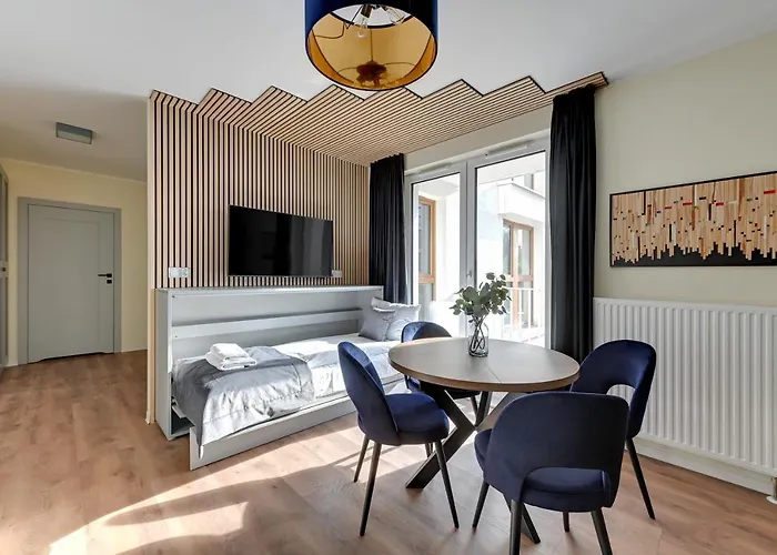 Aura 40 Center By Downtown 4*