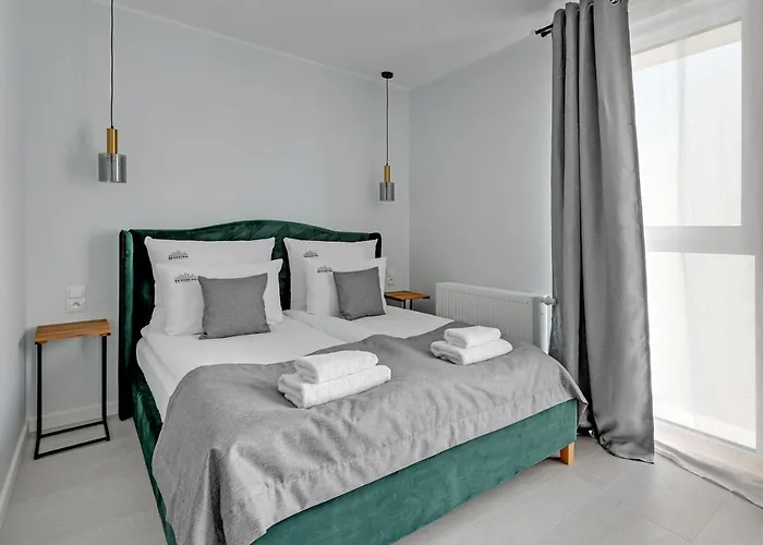 Aura 40 Center By Downtown