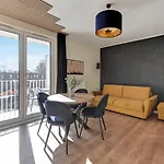 Aura 40 Center By Downtown 4*