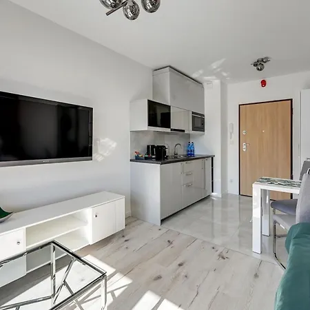 Aura 40 Center By Downtown غدانسك
