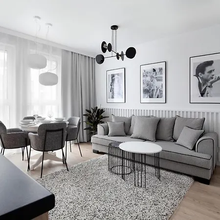 Aura 40 Center By Downtown Gdańsk