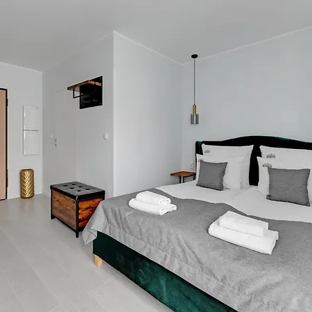 Aura 40 Center By Downtown 4*