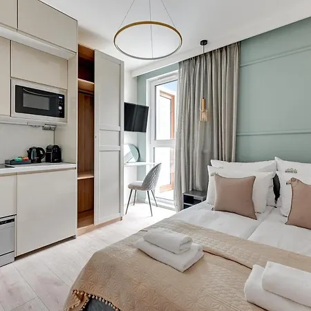 Aura 40 Center By Downtown *